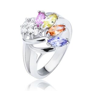 Lesklý prsteň striebornej farby, vejár z farebných a čírych zirkónov - Veľkosť: 57 mm