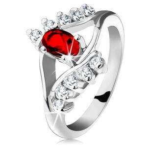 Ligotavý prsteň so strieborným odtieňom, červený brúsený ovál, číre zirkóniky - Veľkosť: 62 mm