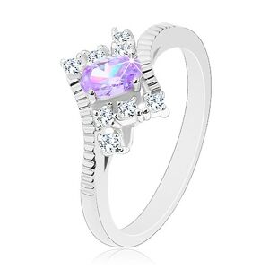 Ligotavý prsteň v striebornej farbe, brúsený svetlofialový ovál, číre zirkóny - Veľkosť: 52 mm