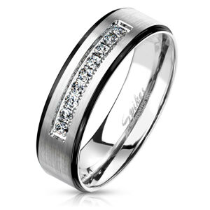 Oceľový prsteň s matným povrchom - ozdobený trblietavými zirkónmi v záreze, čierne lemovanie, 6 mm - Veľkosť: 70 mm