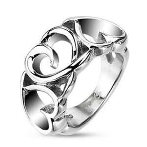 Oceľový prsteň - tri cifrované srdiečka - Veľkosť: 57 mm