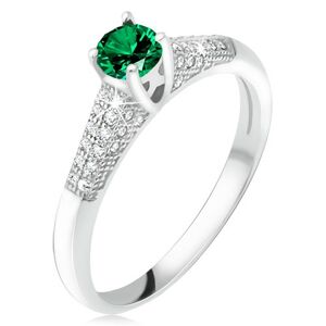 Prsteň so zeleným zirkónom v kotlíku, číre kamienky, striebro 925 - Veľkosť: 54 mm