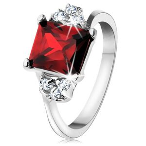 Prsteň v striebornej farbe, obdĺžnikový červený zirkón, číre zirkóniky - Veľkosť: 59 mm