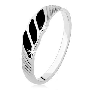Strieborný prsteň 925, tri čierne ónyxové vlnky, šikmé ryhy - Veľkosť: 53 mm