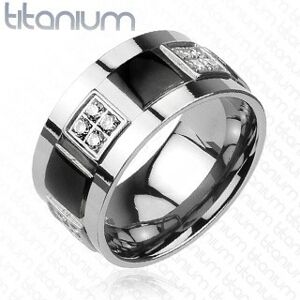 Titánový prsteň zdobený čírymi zirkónmi a čiernymi štvorcami - Veľkosť: 65 mm