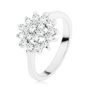 Trblietavý prsteň so zúženými ramenami, zirkóny v čírej farbe, kvet v kruhu - Veľkosť: 57 mm