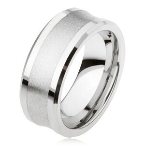 Tungstenový prsteň striebornej farby, matný stredný pás, lesklé vystupujúce okraje - Veľkosť: 55 mm